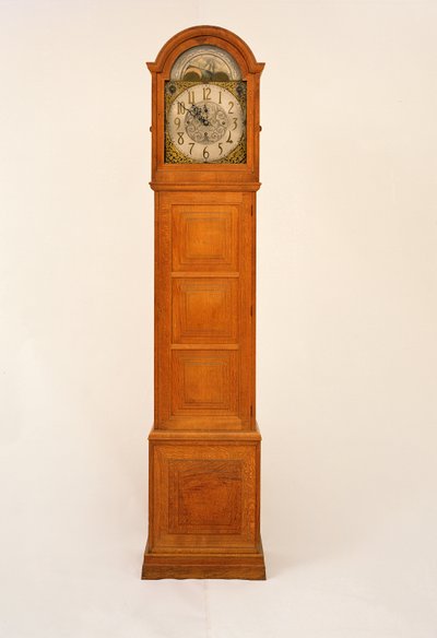 Standuhr entworfen von Peter Waals (1870-1937), mit Paneelen von Norman Jewson (1884-1975), Uhrwerk von W.E. Evans, Birmingham, 1931 von Peter van der Waals